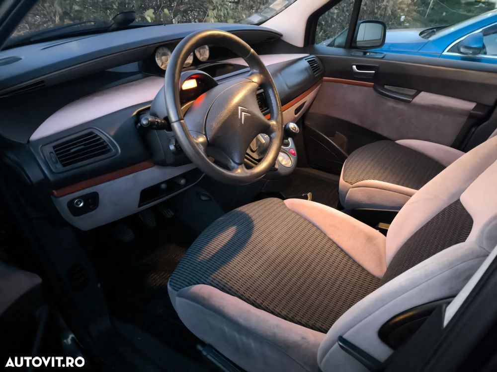 Citroën C8 2.2 HDi Confort - 5