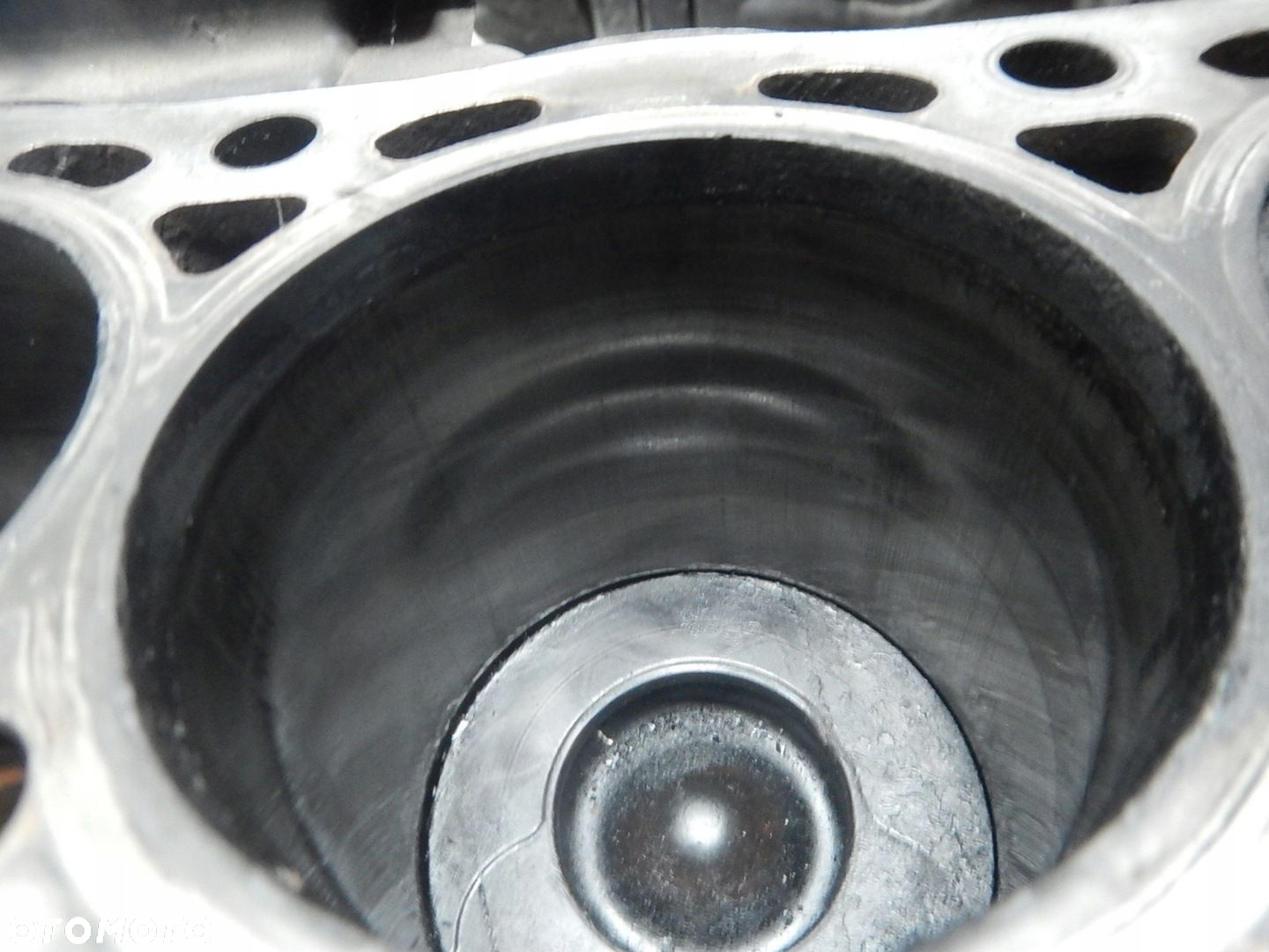 DÓŁ SILNIKA BLOK VOLVO V50 S40 II C30 2.0D 136KM - 14