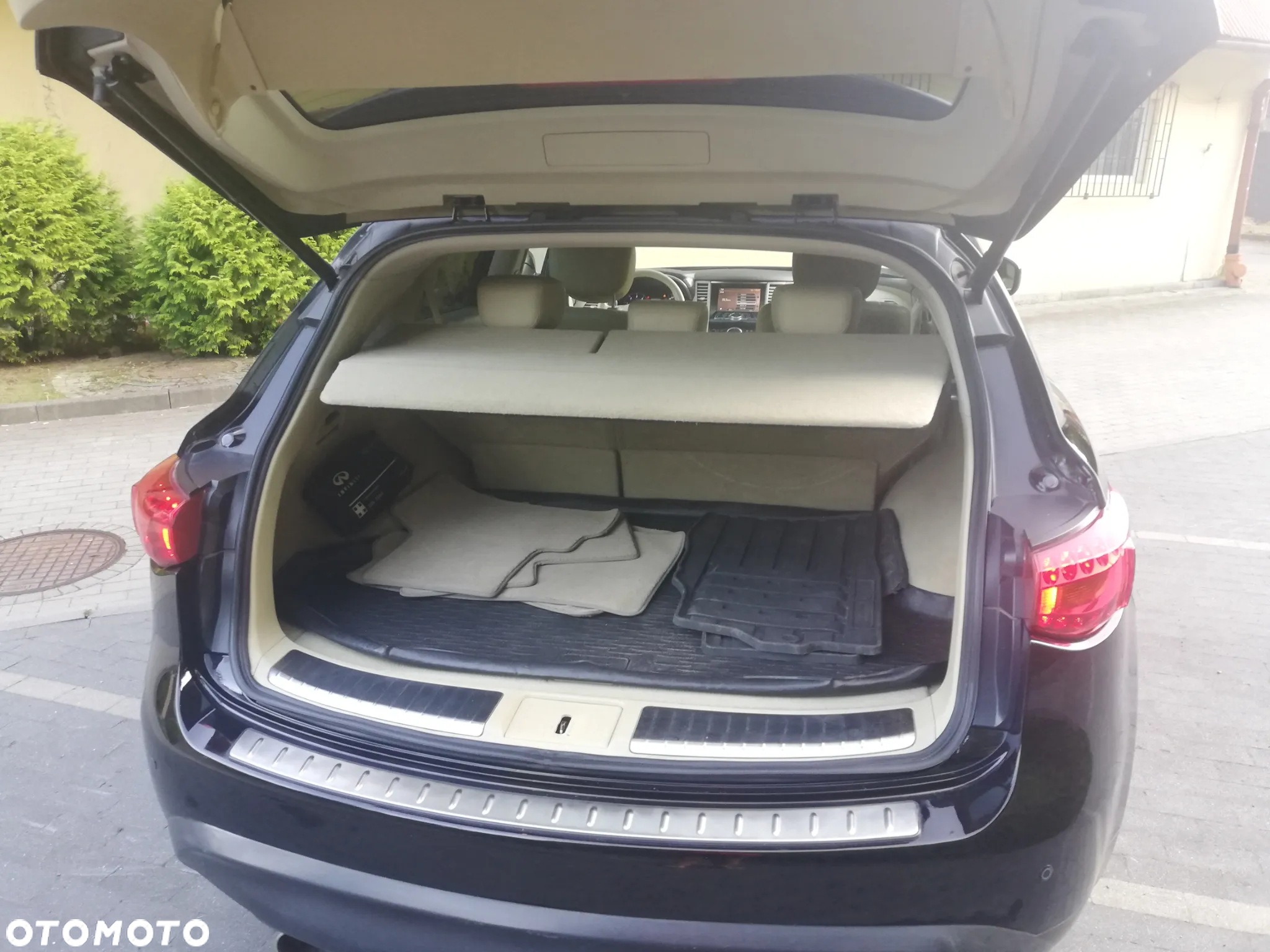 Infiniti QX70 3.0d S Premium - 15