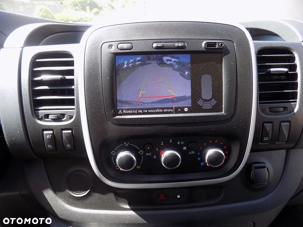 Renault Trafic 2.0 dCi Escapade EDC - 32