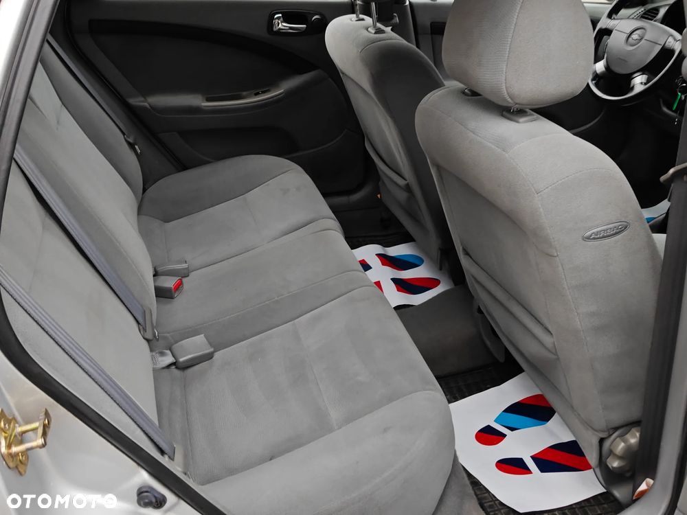 Chevrolet Nubira 1.6 SE - 8