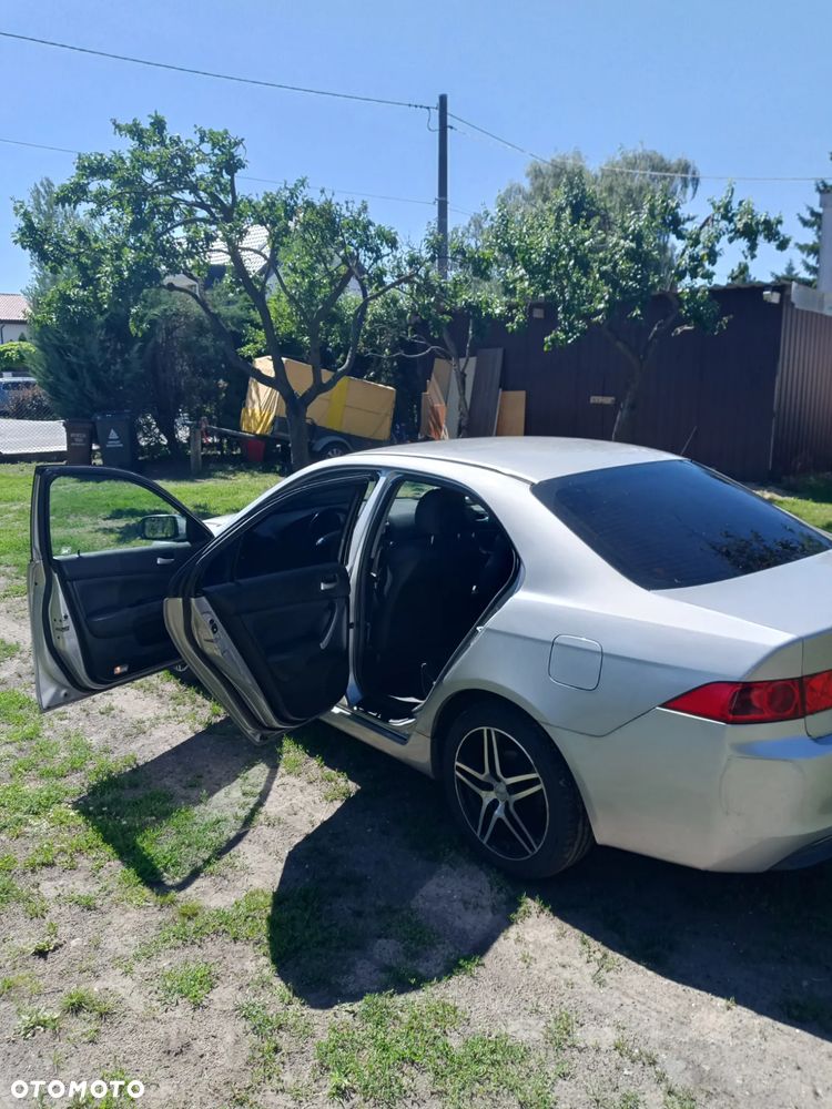 Honda Accord - 16