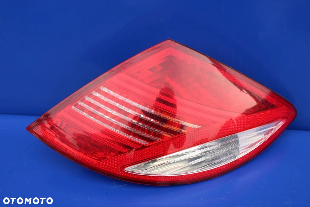 Lampa tył prawy lewy tylna prawa lewa OE Mercedes CL CL63 AMG W216 C216 A2168200264 A2168200164 - 2