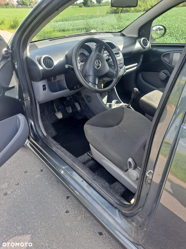 Toyota Aygo City - 5
