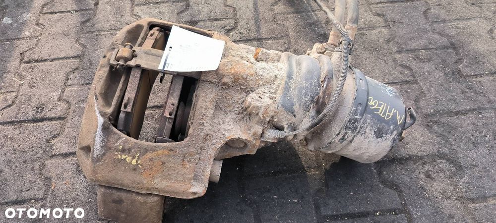 ZACISK HAMULCOWY PRZÓD LEWY MERCEDES - BENZ ATEGO 2528L - 3