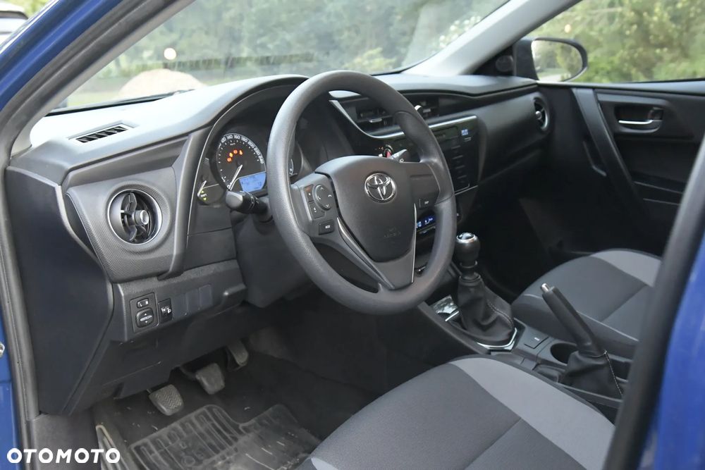 Toyota Auris 1.33 VVT-i Active - 13