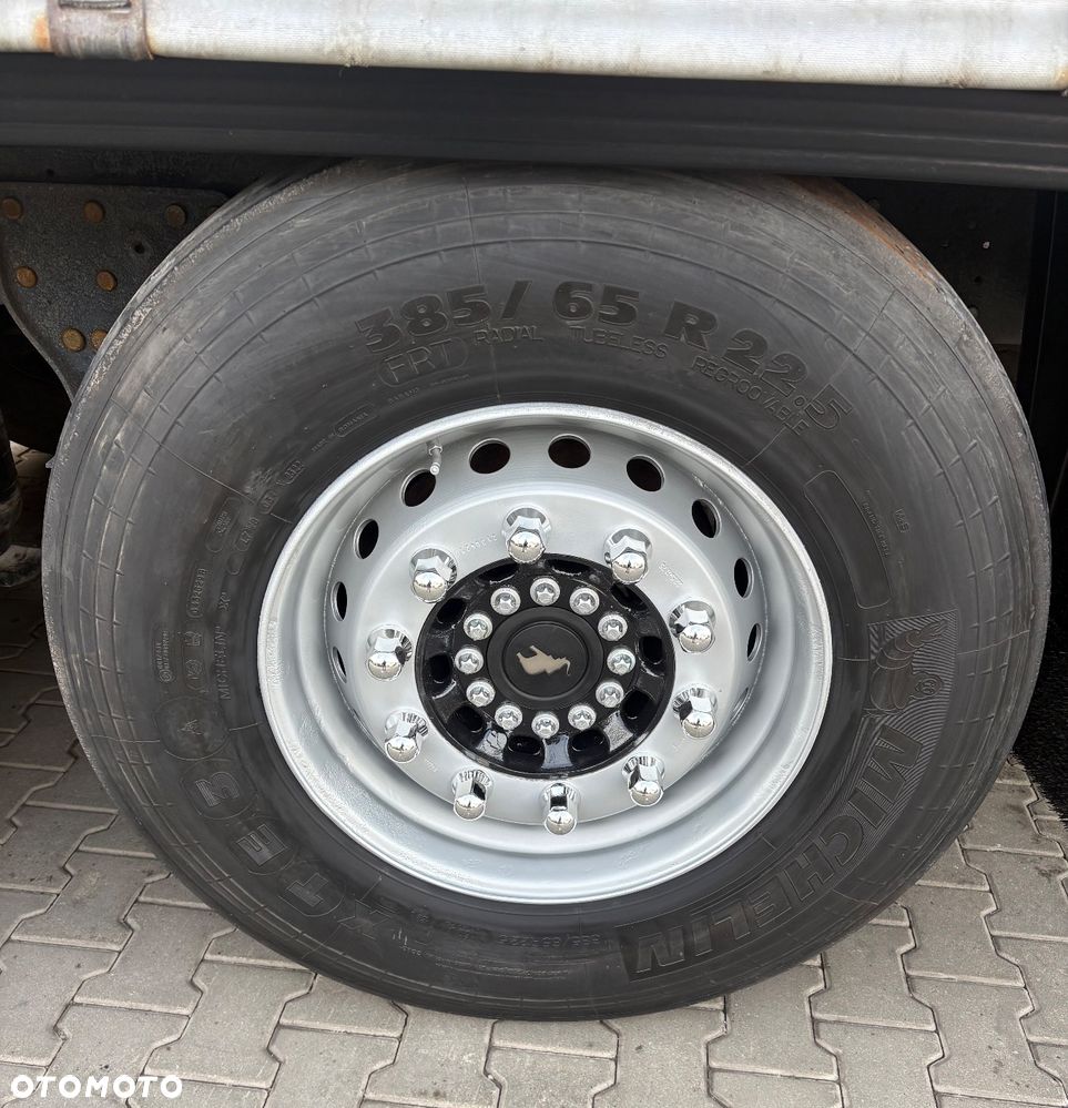 Schmitz Cargobull Standard Oś Podnoszona - 22