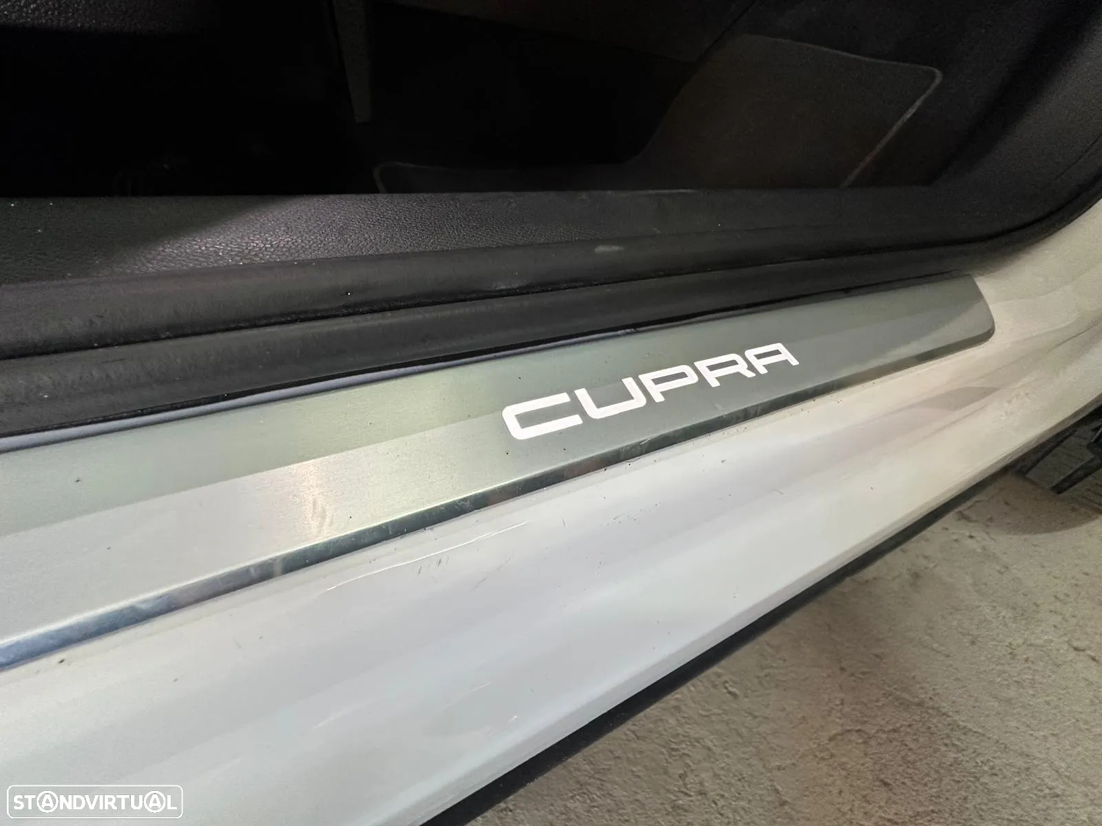 Cupra Formentor 1.4 e-Hybrid Plus DSG - 29