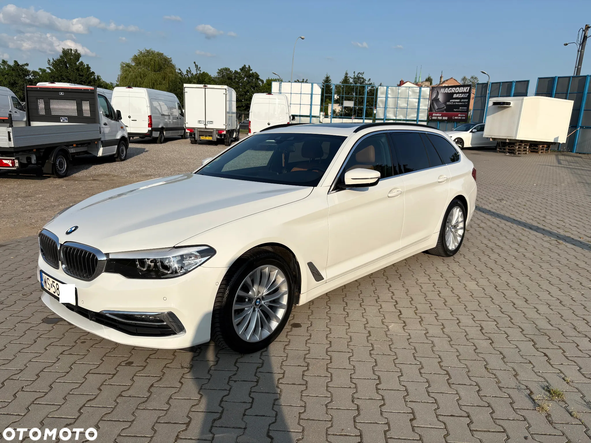BMW Seria 5 520d Luxury Line - 2