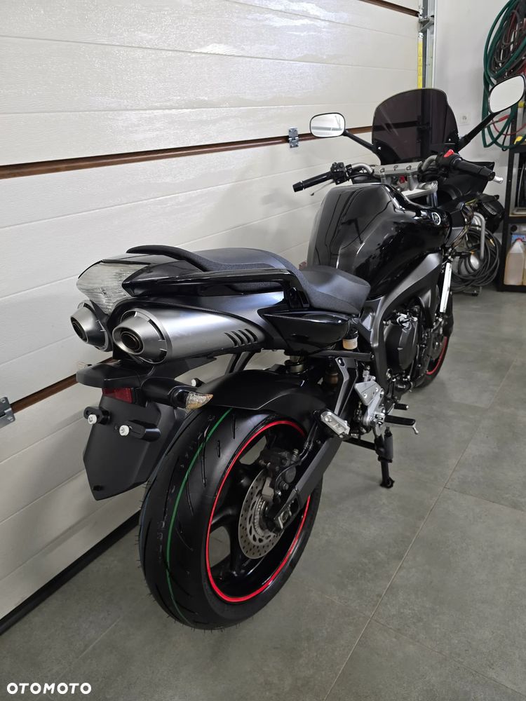 Yamaha FZ6 - 10