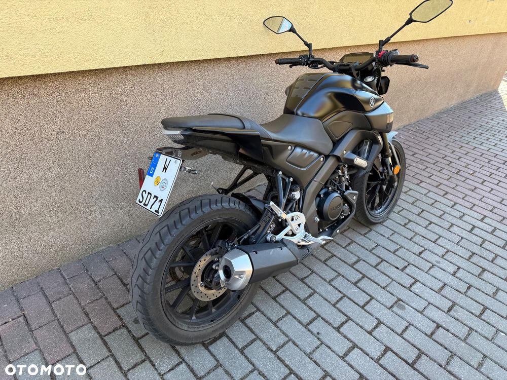 Yamaha MT - 8