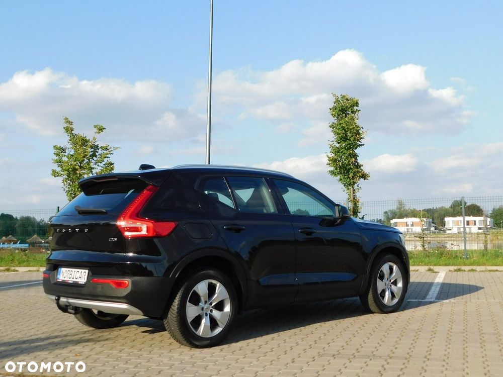 Volvo XC 40 D3 Momentum Pro - 4