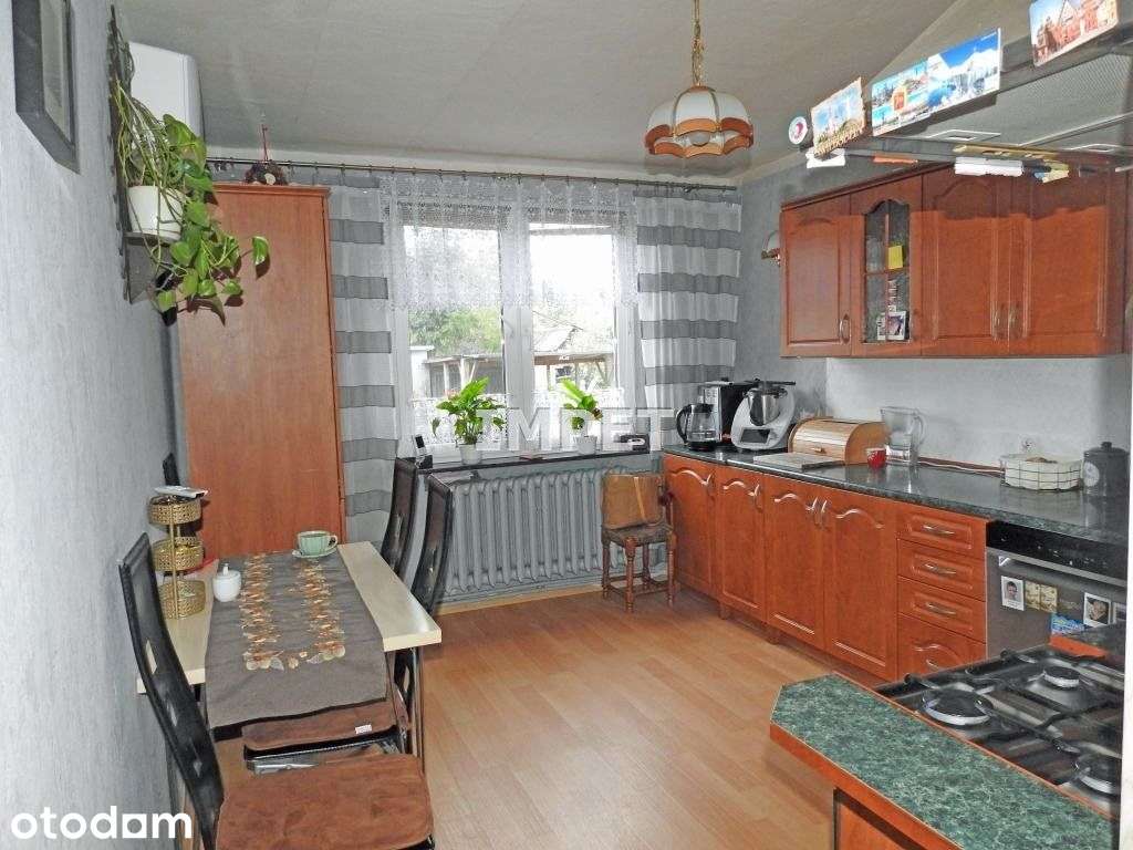 Bezczynszowe, 2 garaże, działka