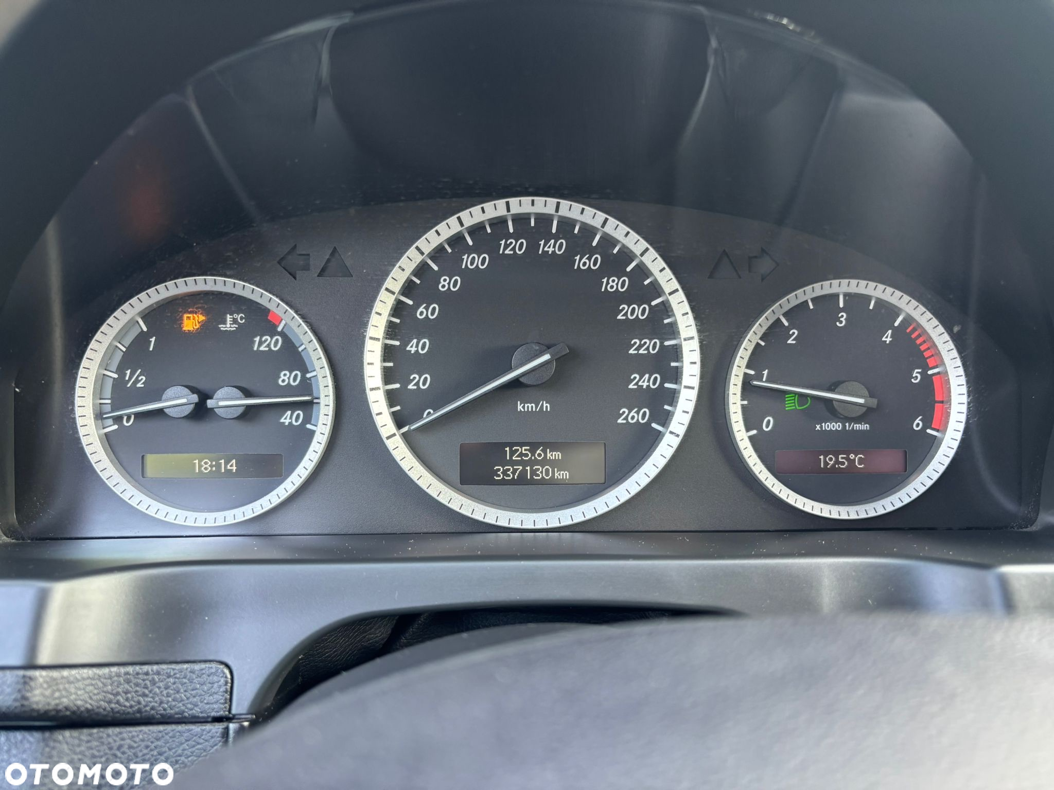 Mercedes-Benz Klasa C 200 CDI DPF BlueEFFICIENCY SPORT EDITION - 23