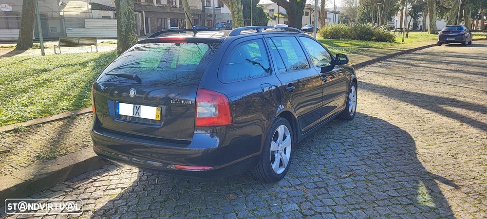 Skoda Octavia Break 1.6 TDi Sportline - 6