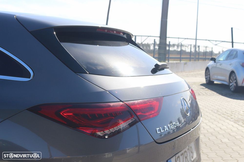 Mercedes-Benz CLA 180 d Shooting Brake Progressive Aut. - 13