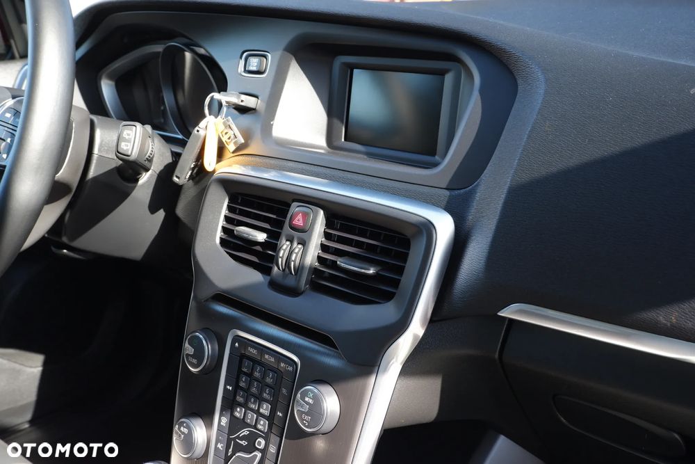 Volvo V40 D2 Momentum - 6
