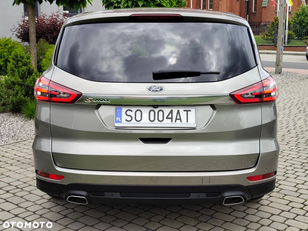 Ford S-Max 2.0 TDCi Titanium PowerShift - 6