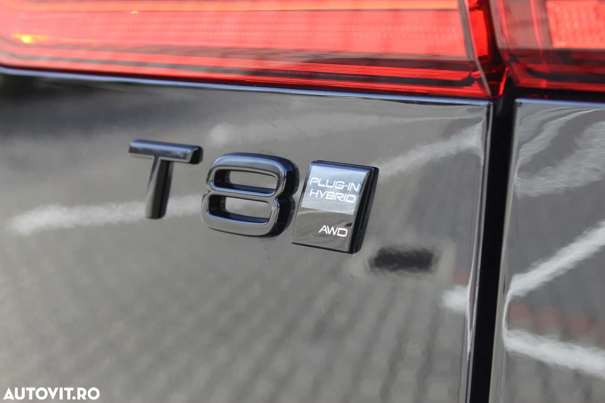 Volvo XC 60 T8 AWD AT PHEV Plus Black Edition - 14