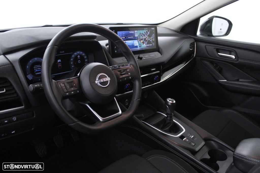 Nissan Qashqai 1.3 DIG-T N-Connecta LED+SKY - 22