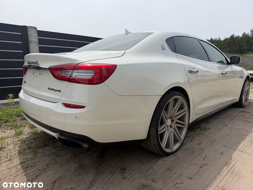 Maserati Quattroporte - 9