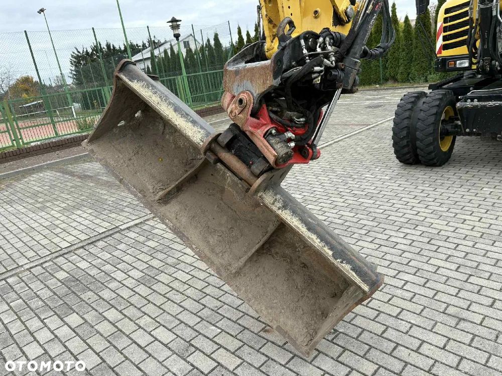 Yanmar B110W ROTOTILT 4 ŁYŻKI TYLKO 2618 mth - 12