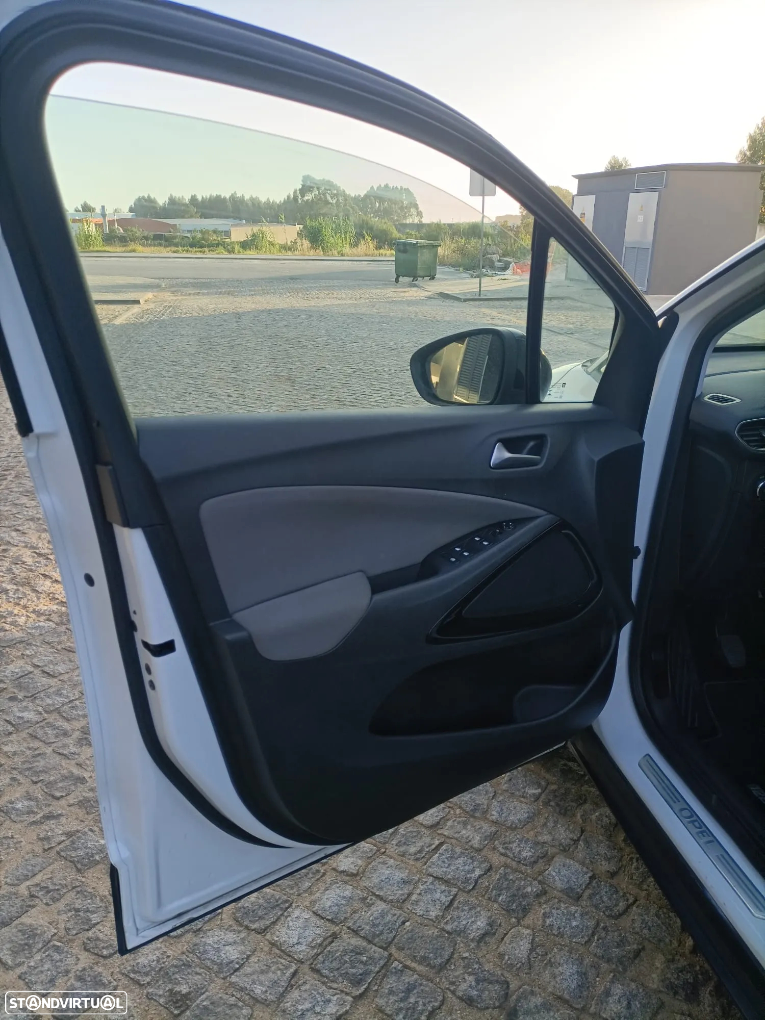 Opel Crossland X 1.2 T 120 Anos - 12