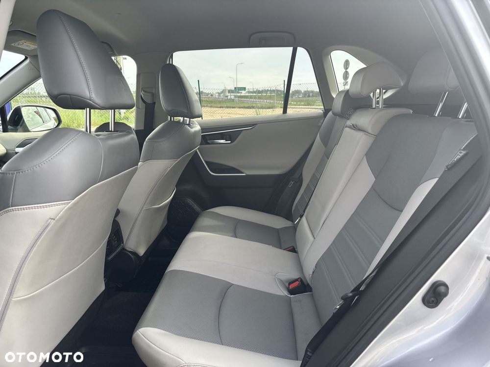 Toyota RAV4 2.5 Hybrid Executive 4x2 - 12