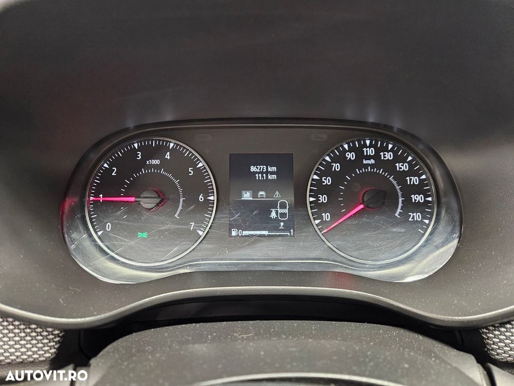 Dacia Logan TCe 90 MT6 Prestige - 14