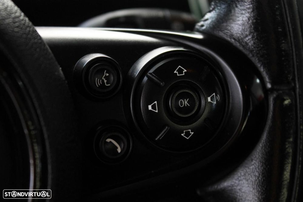 MINI 5 Portas One D - 28