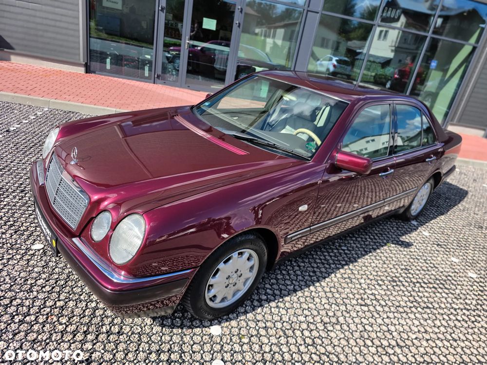 Mercedes-Benz Klasa E - 2