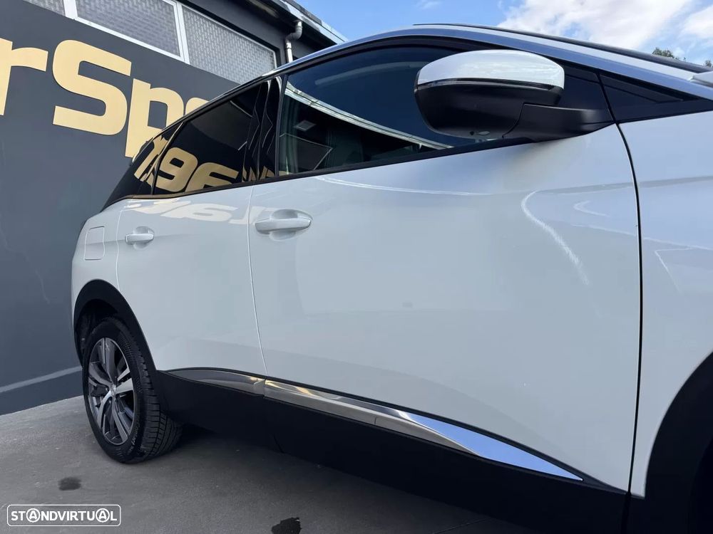 Peugeot 3008 1.2 PureTech Allure Pack - 20
