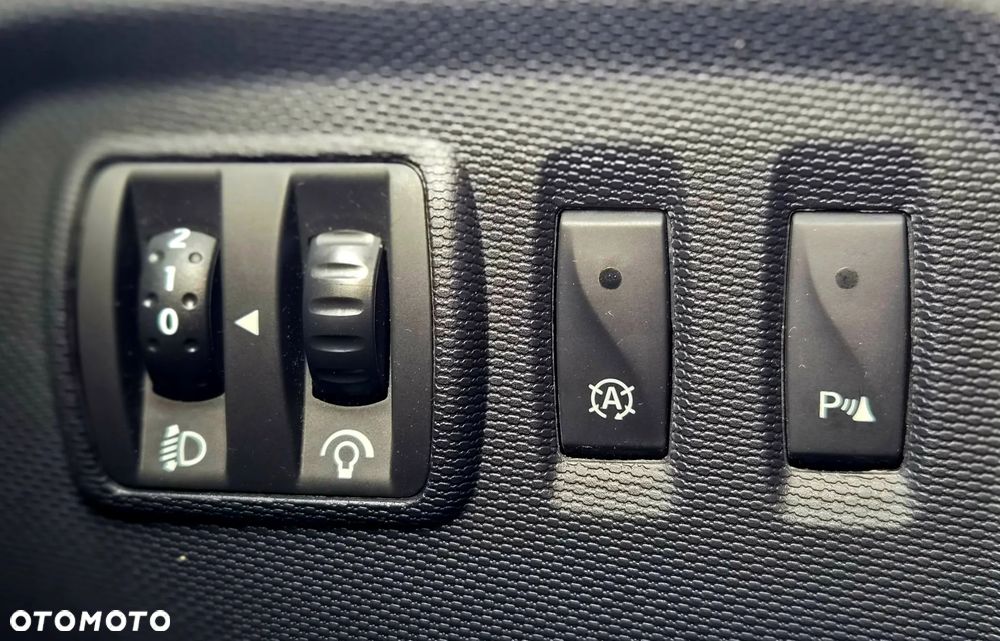 Renault Captur - 26