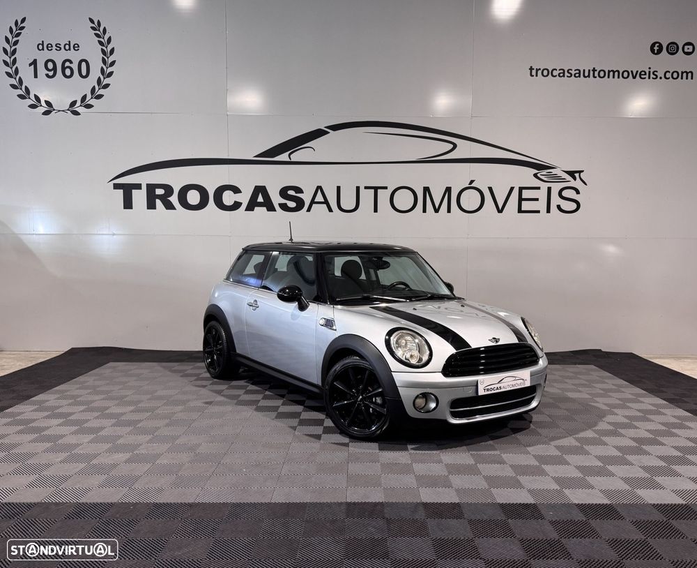 MINI 3 Portas Cooper D - 3