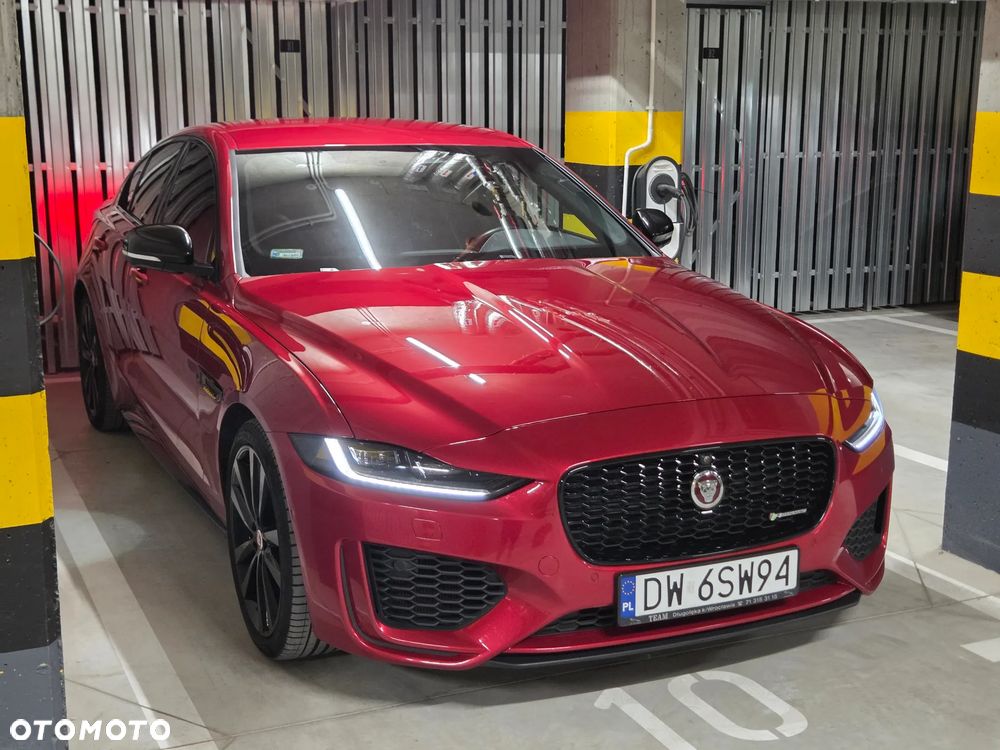 Jaguar XE 2.0 P250 R-Dynamic Black - 28