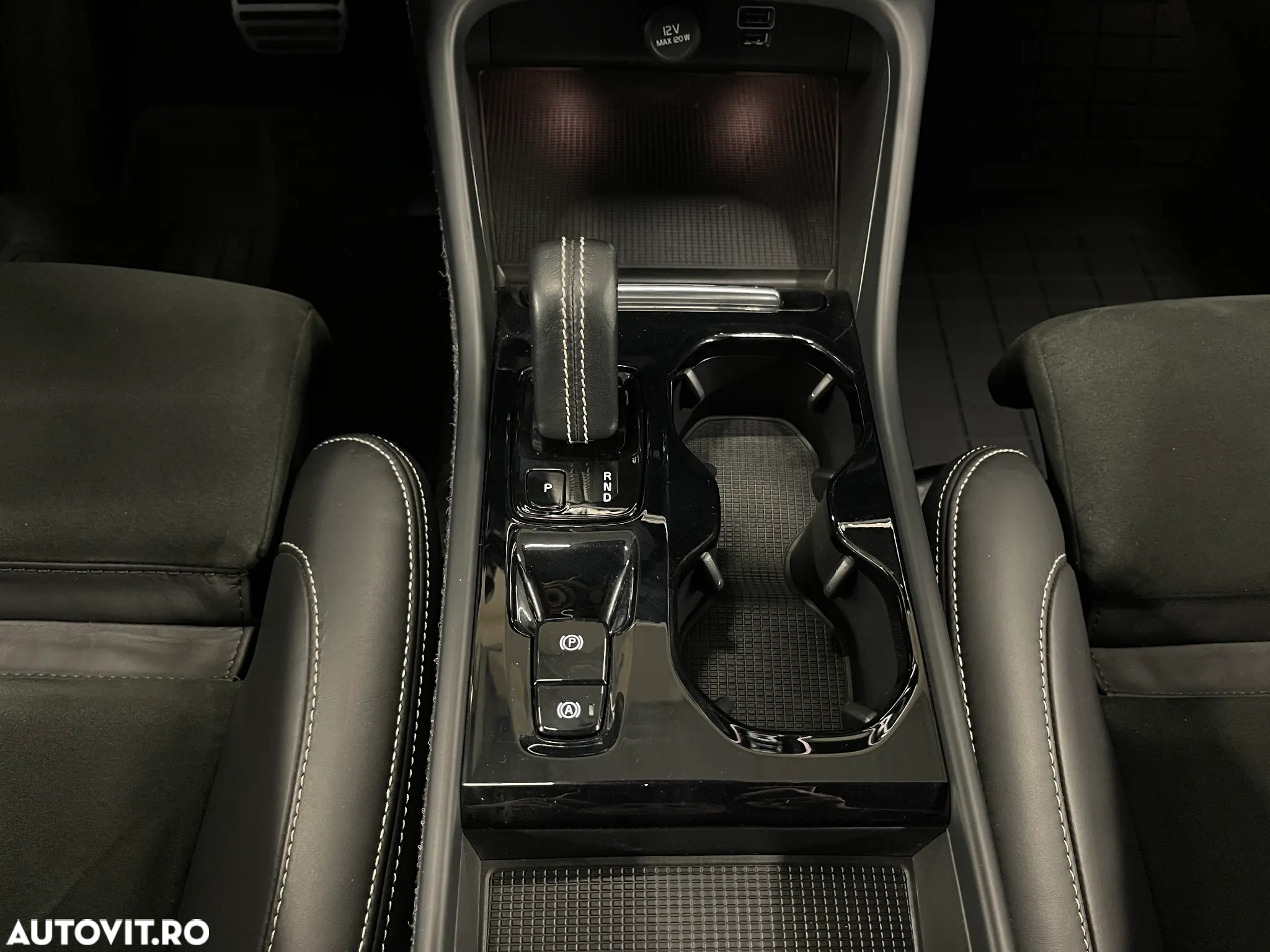 Volvo XC 40 T4 Recharge DKG RDesign - 21
