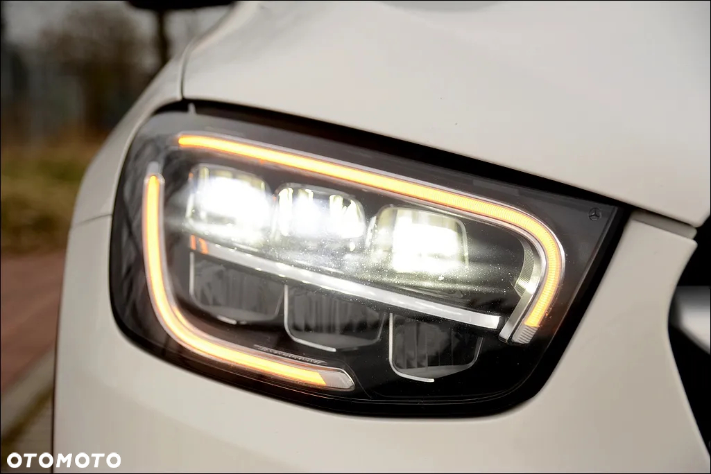Mercedes-Benz GLC 200 d Business Edition - 37