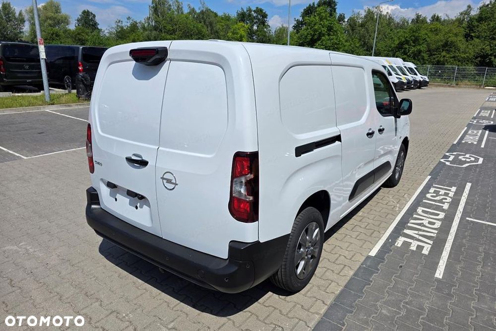 Opel Combo Van Cargo L2 EAT8 1.5 130KM - 7