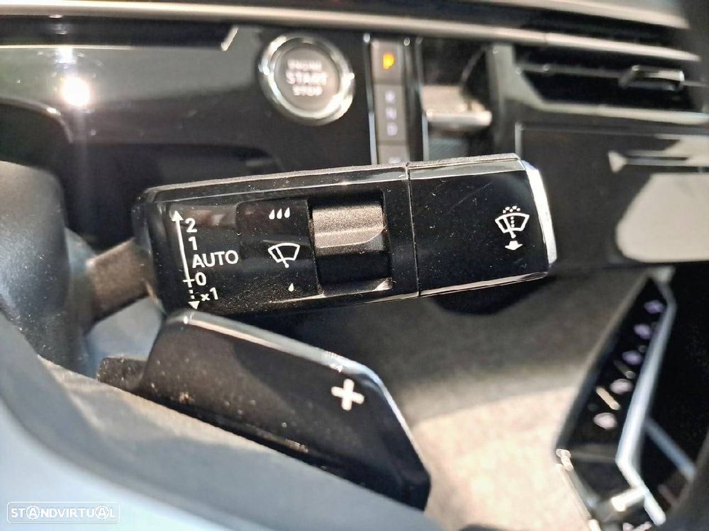 Peugeot 3008 1.2 Hybrid Allure e-DCS6 - 15