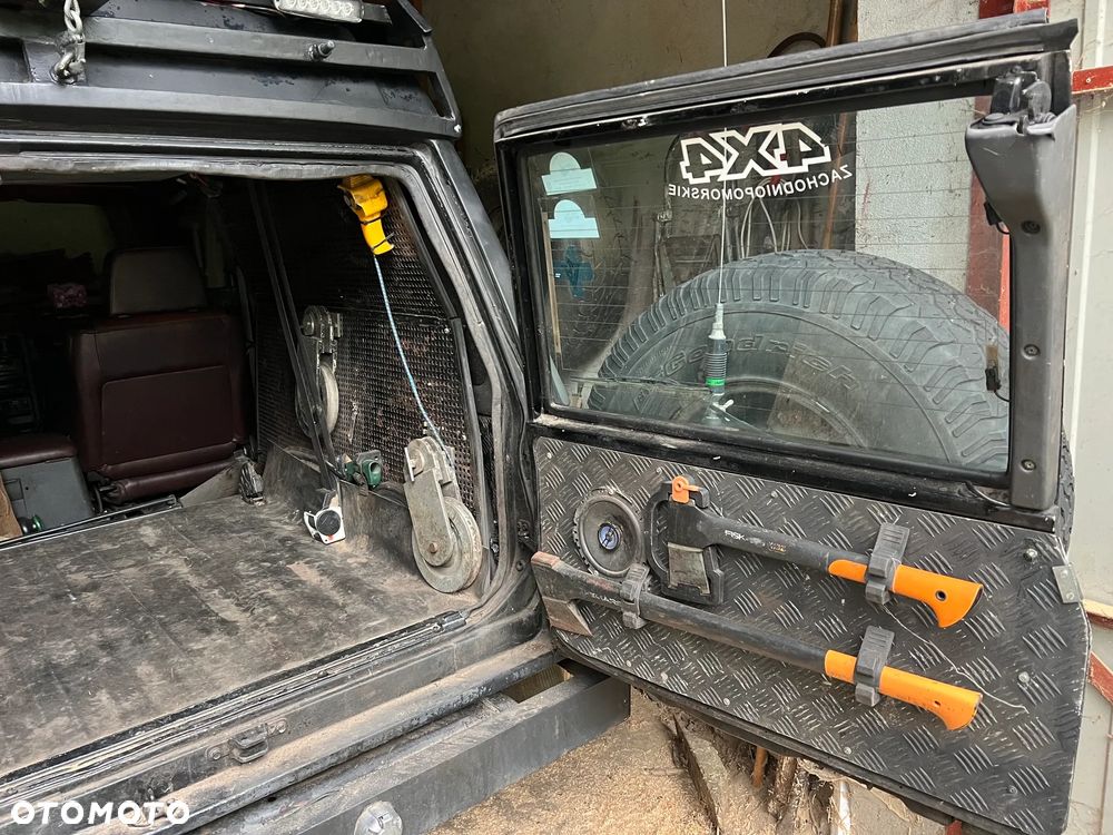 Nissan Patrol 2.8 TD SWB SLX - 11