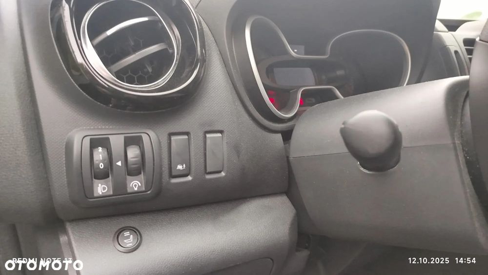 Renault trafic - 26