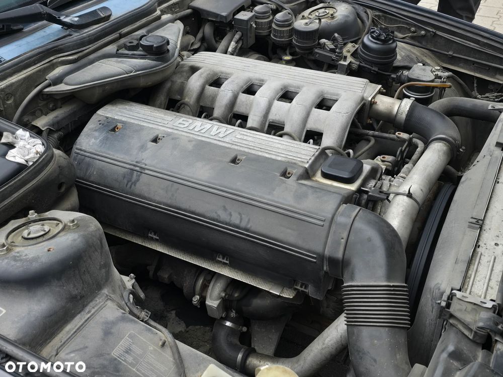 BMW Seria 5 525td - 18