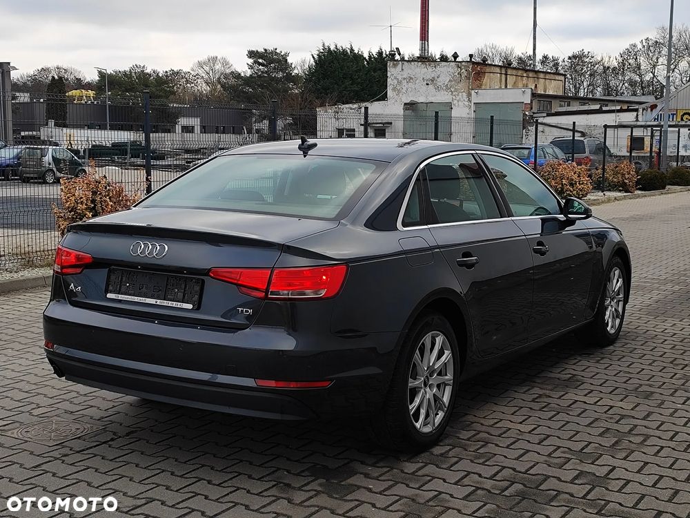 Audi A4 Limousine 2.0 TDI ultra S tronic design - 4