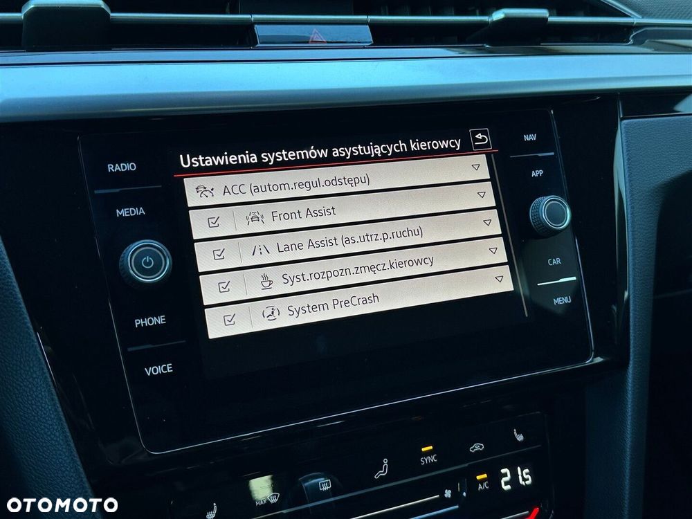 Volkswagen Arteon 2.0 TSI R-Line DSG - 24