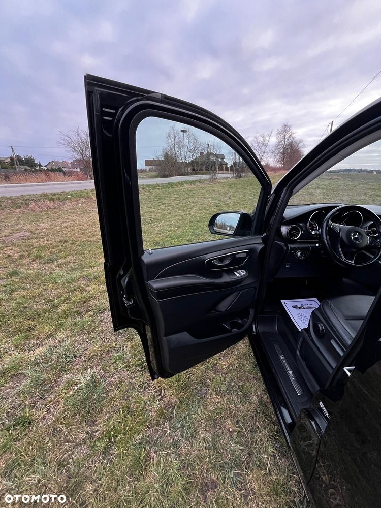 Mercedes-Benz Klasa V 250 d extralang 9G-TRONIC - 22