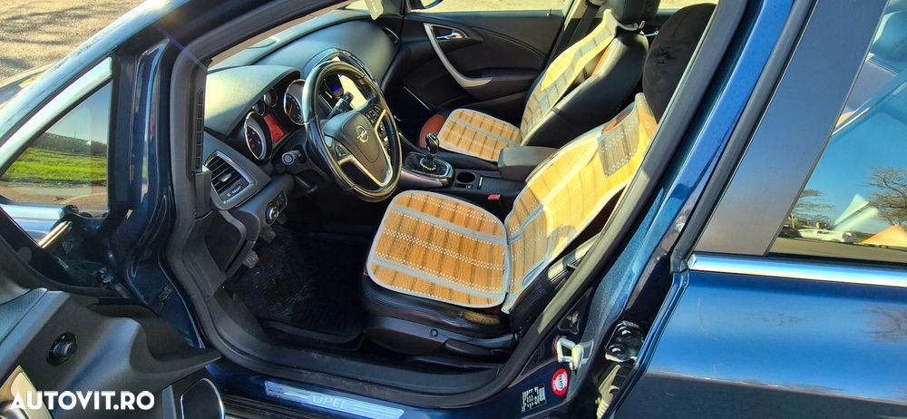 Opel Astra 1.7 CDTI DPF Cosmo - 10