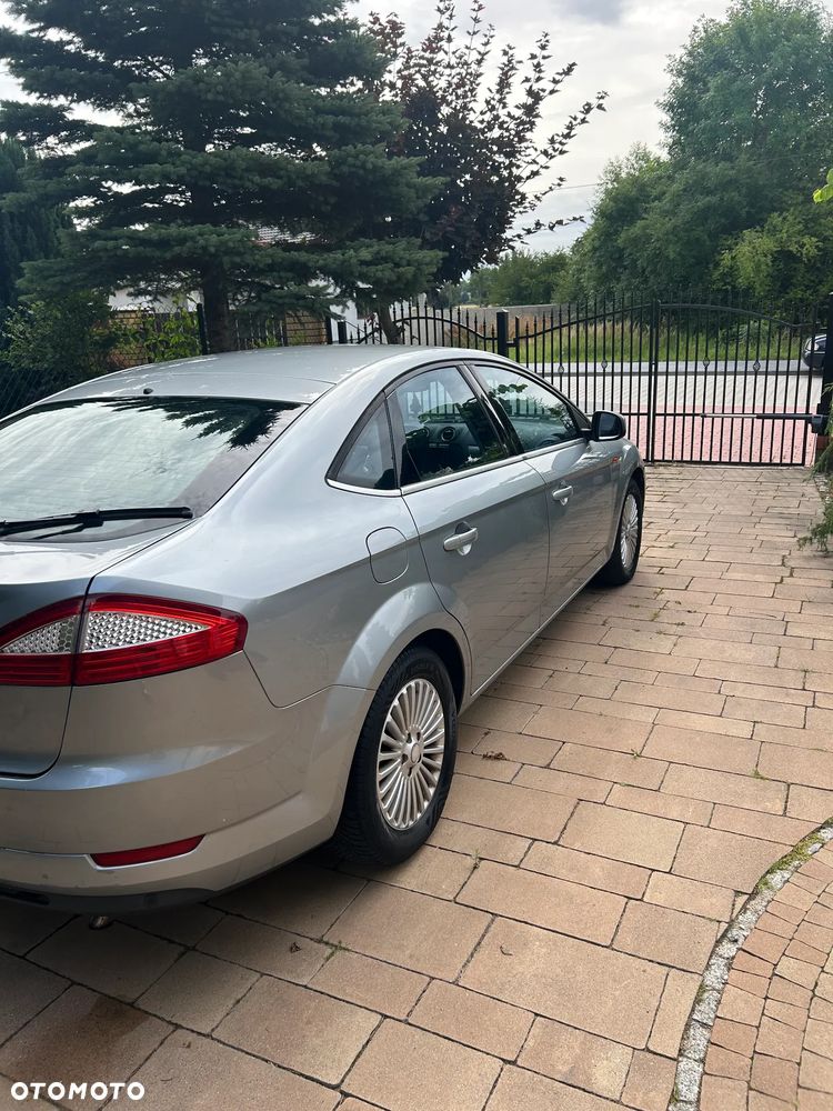 Ford Mondeo - 9