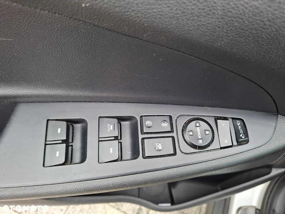 Hyundai Tucson 1.6 T-GDI Comfort 4WD - 24