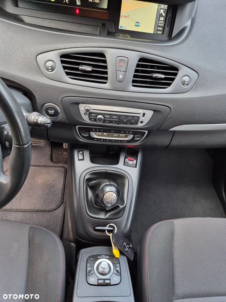 Renault Scenic 1.5 dCi Limited - 14