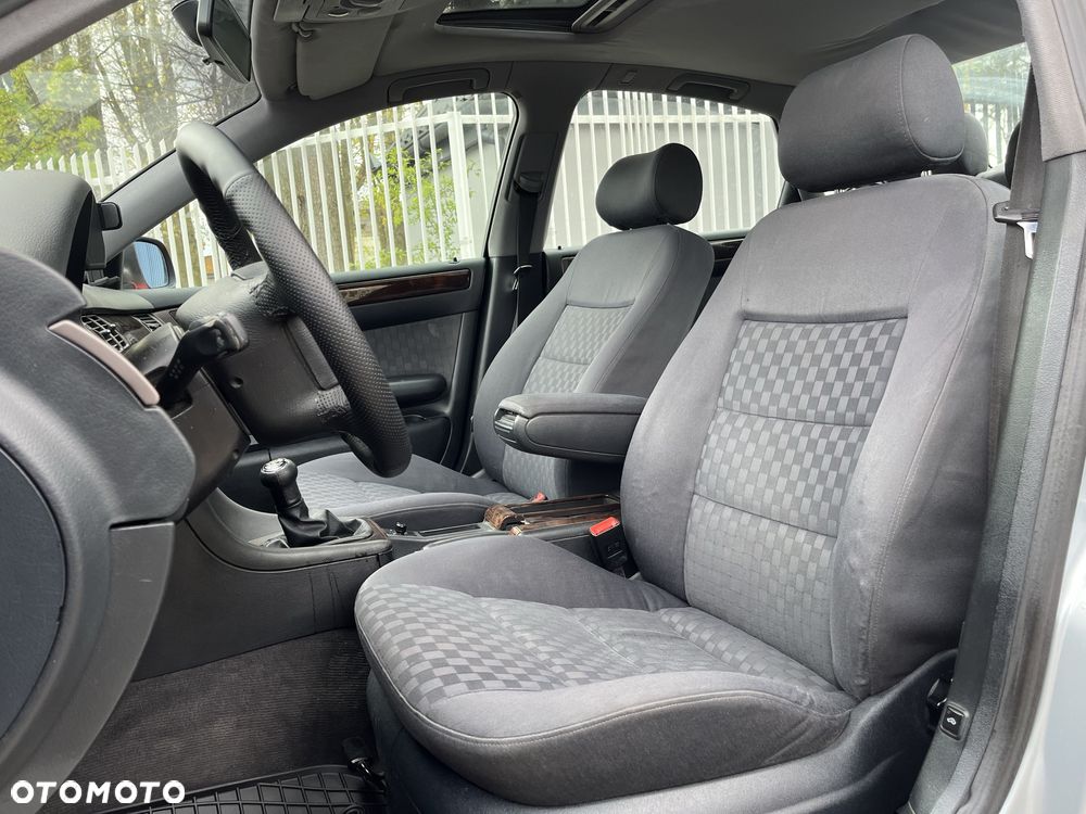 Audi Inny - 5